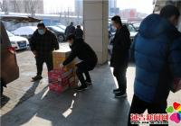 愛心企業、愛心人士為建工街道辦事處捐贈物資