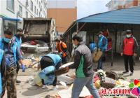 丹英社區清理車棚垃圾還居民整潔有序公共環境