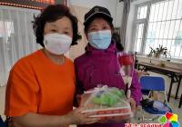 延春社區婦聯攜手延邊朝鮮族女性發展促進會開展孤老母親慰問活動